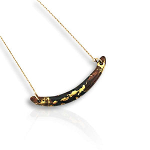 Collier pendentif femme en porcelaine de Limoges et or jaune pour idée cadeau