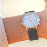 Montre bracelet en cuir bleu pour femme montre 24h | Pelote De Porcelaine