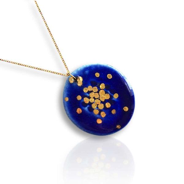 Choker perles porcelaine : collier-et-pendentif par tamatia Choker perles porcelaine : collier-et-pendentif par tamatia